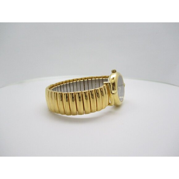 Women's Armitron Diamond Quartz 100ft WR Analog 26mm Dial Watch (D314) - Picture 10 of 12